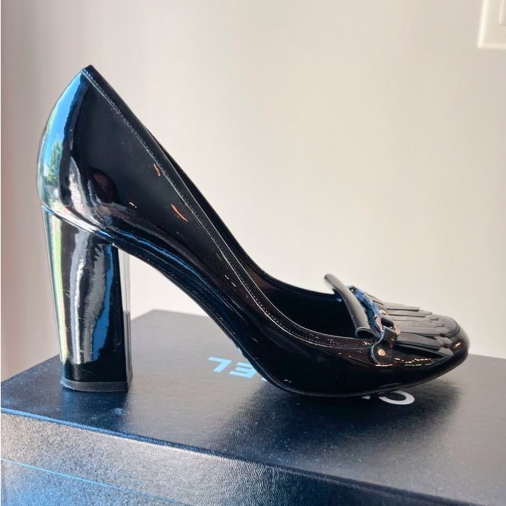 Ferragamo Black Patent Loafer Heels size 9 Mint Condition!ππ - Picture 3 of 7